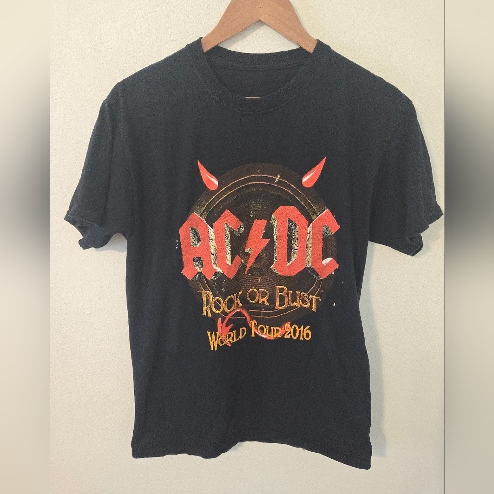 ACDC Rock Bust Shirt Mens Large Black 2016 Tour Metal Hardcore Music Band